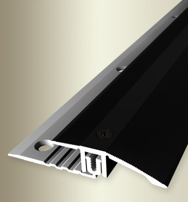 Profil rampă 286 F17 Negru