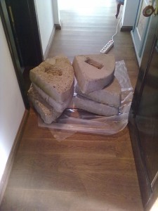 reparatie parchet inundat cu rasina   