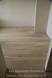 parchet stratificat diferente de nuanta  