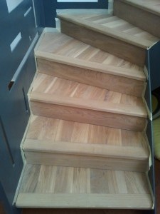 scara inbracata cu stratificat 