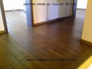 parchet uleiat cu ulei de parchet nuanta nucului (1)             