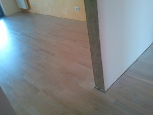 parchet proaspat ueiat     